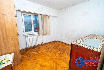 Apartament cu 3 camere în Central - 5