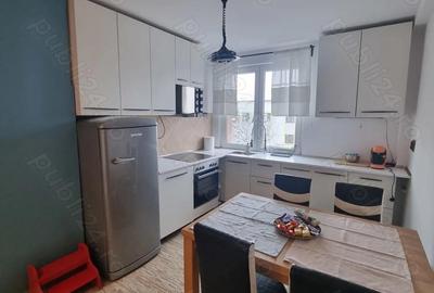 Apartament cu 2 camere decomandat în Cornișa - 2