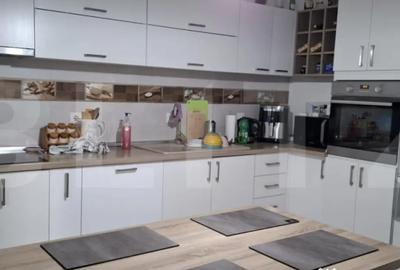 Casă cu 4 camere cu Teren 350 Mp în Central - 8