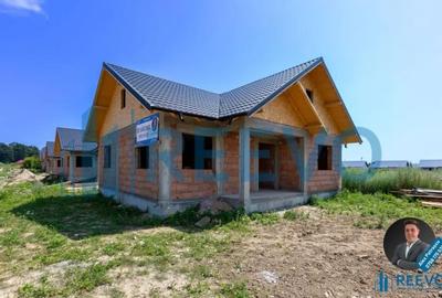 Casă cu 3 camere cu Teren 400 Mp în Hemeiuș - 2