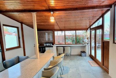 Vand casa in zona ultracentral - 1