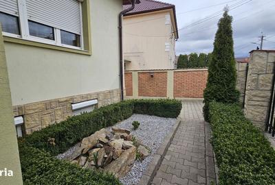 Casă cu 4 camere cu Canalizare în Lazaret - 18