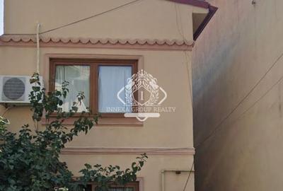 Dacia-Armeneasca I Doua case in aceeasi curte - 2