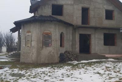 Casă individuală cu 5 camere cu Teren 680 Mp în Cătămărești-Deal - 1