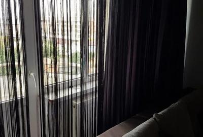 Apartament cu 4 camere decomandat în Filiași - 6