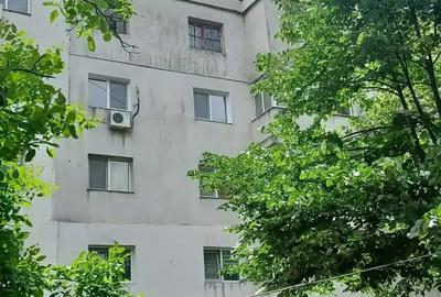 Apartament cu 3 camere decomandat în Orizont - 3