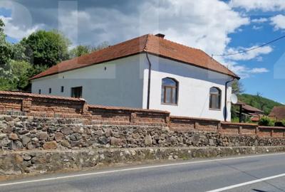 Casă cu 4 camere cu Teren 3166 Mp în Bejan - 6