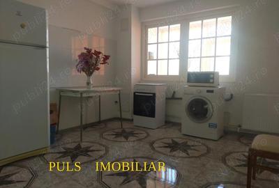 Centru-Ferdinand: Apartament trei camere cu trei balcoane,etaj 3, amenajat,centrala gaze Centru-Ferdinand: Apartament trei camere cu trei balcoane,etaj 3, amenajat,centrala gaze - 2