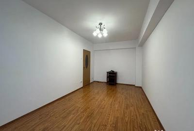 Apartament cu 3 camere decomandat în Ultracentral