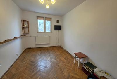Apartament cu 4 camere semidecomandat în Titan - 7