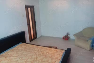 Apartament cu 3 camere decomandat în Central - 3