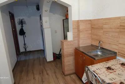 Apartament 2 camere, Ro?iori de Vede