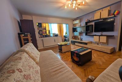 Apartament cu 4 camere decomandat în Steaua - 2