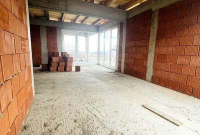 Casă individuală cu 4 camere cu Canalizare în Paleu - 7