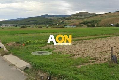 Teren de 13000 mp, în Ighiu