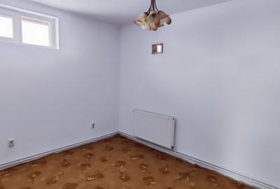 Apartament cu 5 camere decomandat, mobilat în Ghiroda - 20