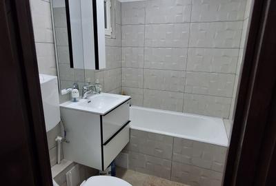 Apartament cu 2 camere semidecomandat în Giurgiului