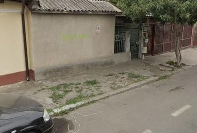Casă cu 4 camere cu Teren 200 Mp în Coiciu