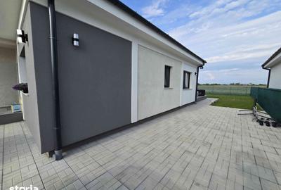 Casă cu 4 camere cu Teren 430 Mp în Exterior Vest