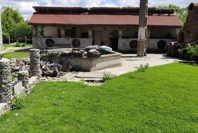 Casă cu 4 camere în Central