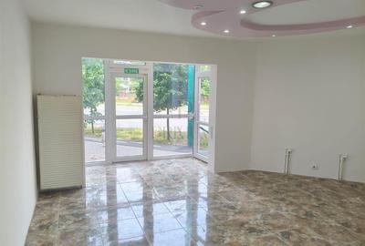 Apartament cu 2 camere decomandat în Soarelui