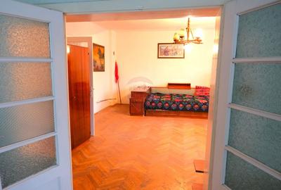 Casă individuală cu 4 camere cu Canalizare în Central - 21