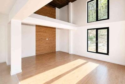 Casă cu 4 camere în Odăile - 7
