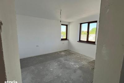 Casă cu 3 camere cu Teren 300 Mp în Sânmartin - 7