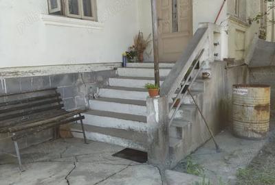 Casă cu 3 camere cu Teren 1300 Mp în Oveselu - 5