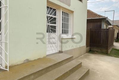 Casă cu 3 camere cu Teren 85 Mp în Central - 3