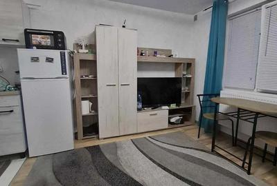 Garsonieră semidecomandată în Central
