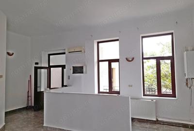Apartament cu 2 camere în Ultracentral