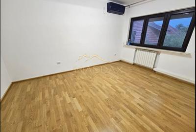 Apartament cu 4 camere în Domenii - 2