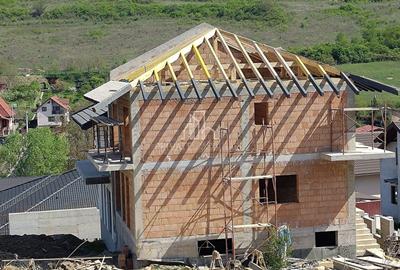Casă individuală cu 4 camere cu Canalizare în Sâncraiu de Mureș - 8