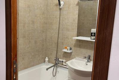 Apartament cu 2 camere nedecomandat în Tătărași