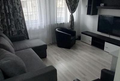 Garsonieră decomandată în Steaua - 2