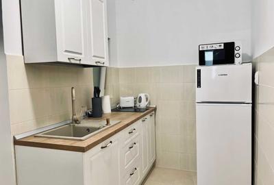 Spațiu comercial, de 91 mp, în Central - 3