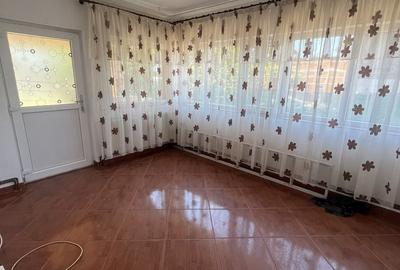 Casă cu 3 camere cu Teren 357 Mp în Șimnicu de Sus - 3
