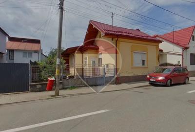 Casă cu 3 camere cu Teren 358 Mp în Central