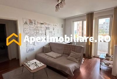 Apartament cu 2 camere semidecomandat în P-ța Rosetti