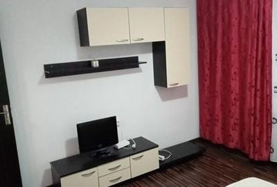 Casă cu 1 camere cu Teren 30 Mp în Central - 1