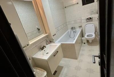 Apartament cu 3 camere decomandat în Tomis III - 8