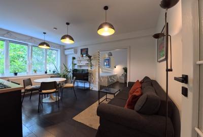 Apartament cu 3 camere semidecomandat, mobilat în Horea