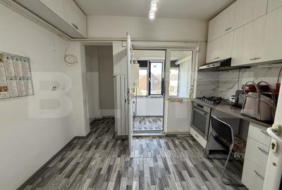 Apartament cu 2 camere decomandat, mobilat în Moreni