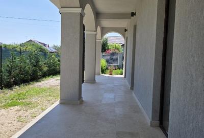 Casă individuală cu 3 camere cu Teren 1050 Mp în 1 Decembrie - 1