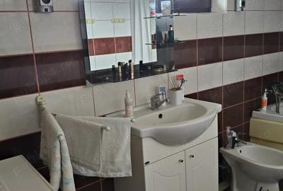 Casă cu Teren 400 Mp în Central - 5