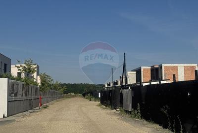 Teren Construcții intravilan de 3400 mp, în Pipera - 4