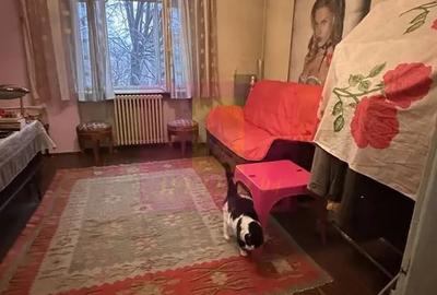 Apartament cu 4 camere semidecomandat în Ferdinand