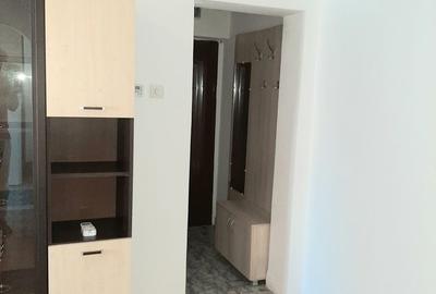 Apartament cu 2 camere nedecomandat în Micro 14