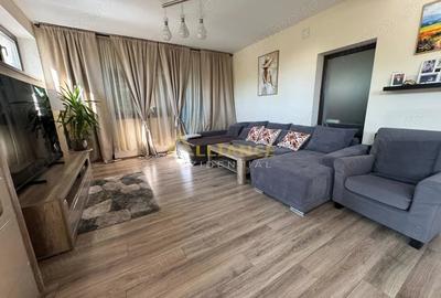 Casă cu 7 camere cu Teren 400 Mp în Central